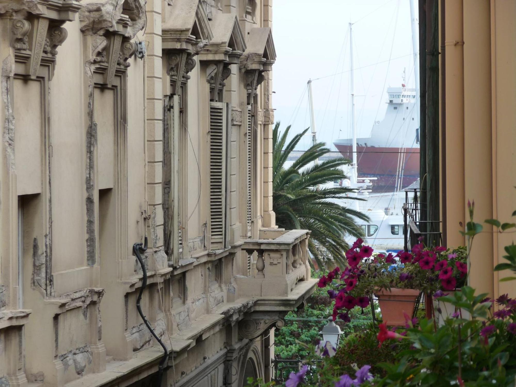 Aldebaran Centro Storico Villa Cagliari Exterior photo
